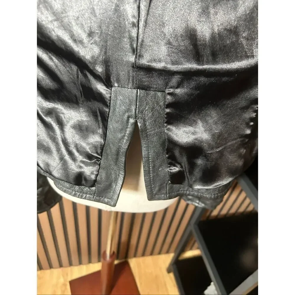 7 For all Mankind Women Rumble Leather Jacket  Size S black moto style short